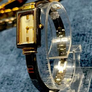 (37)Vintage Citizen Womens Ss/ Cuff Band Silver/gold Quartz Watch…